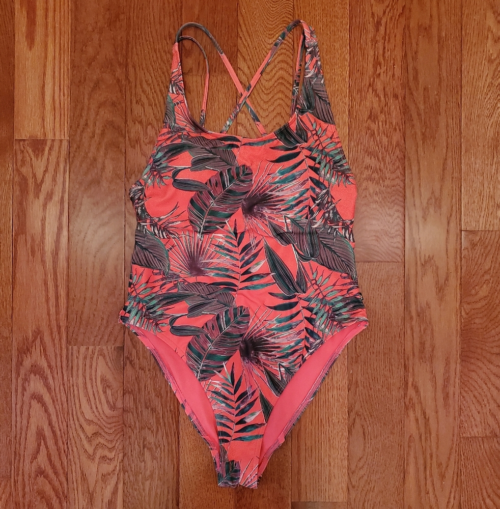 Aqua Rose One Piece Swimsuit 🩱